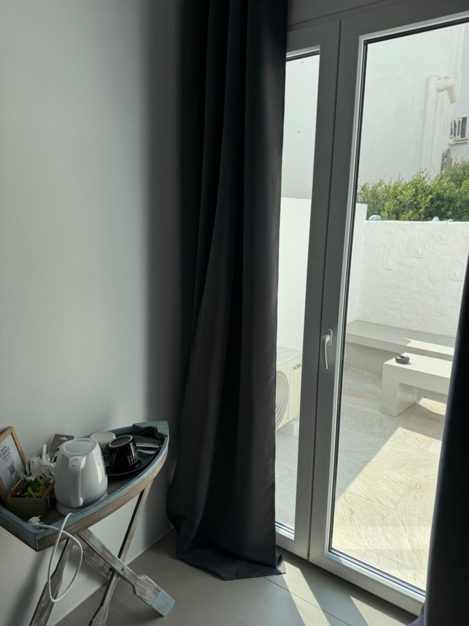 Madaky Hotel Náousa Eksteriør billede